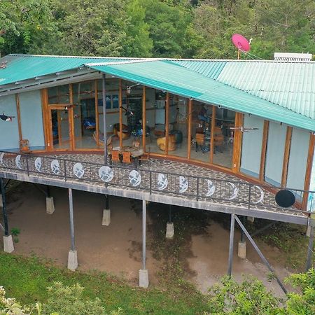 Moon Wonders Vacation House Monteverde Buitenkant foto